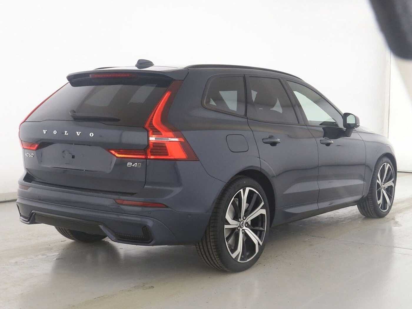 Volvo  Ultimate Dark AWD B4 Diesel EU6d HUD StandH