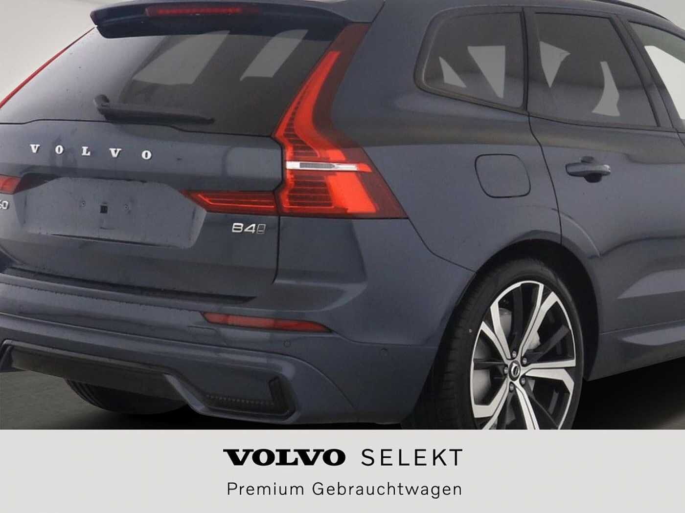 Volvo  Ultimate Dark AWD B4 Diesel EU6d  HUD Stand