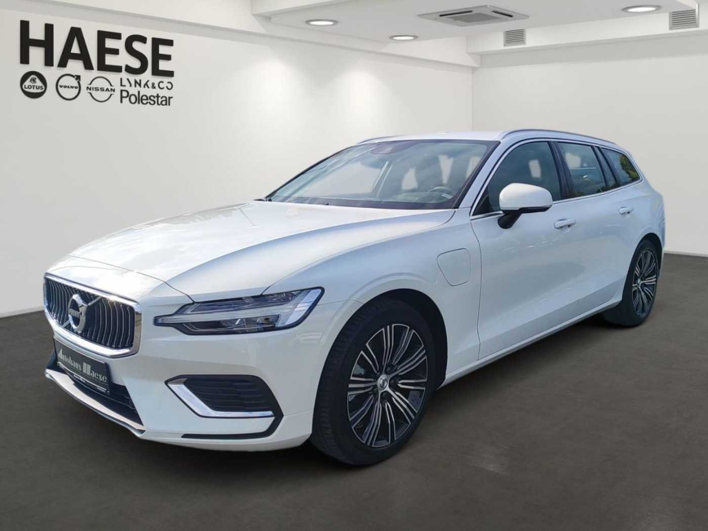 Volvo  T6 Inscription Expression Recharge Plug-In R