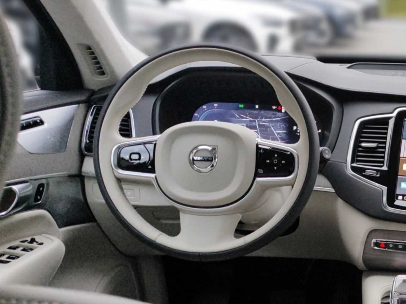 Volvo  Recharge T8 AWD Plug-In-Hybrid Ultra Dark *