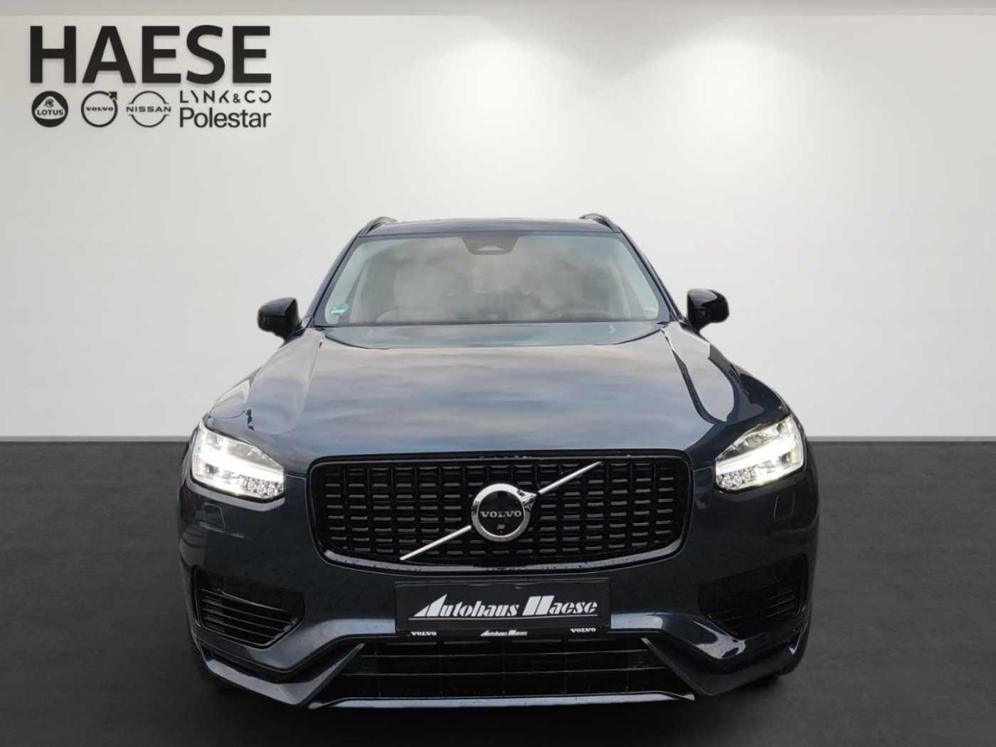 Volvo  Recharge T8 AWD Plug-In-Hybrid Ultra Dark *