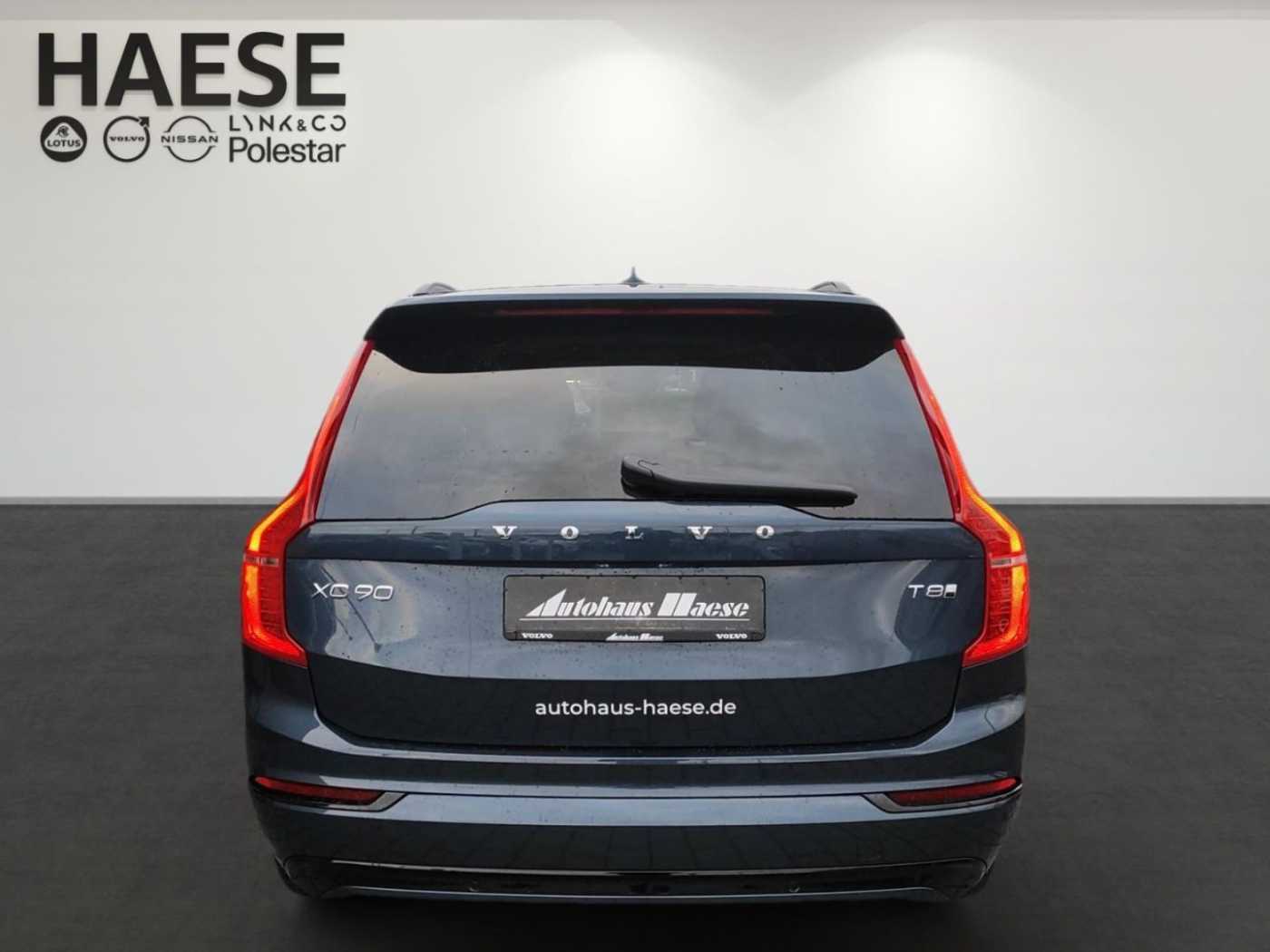 Volvo  Recharge T8 AWD Plug-In-Hybrid Ultra Dark *