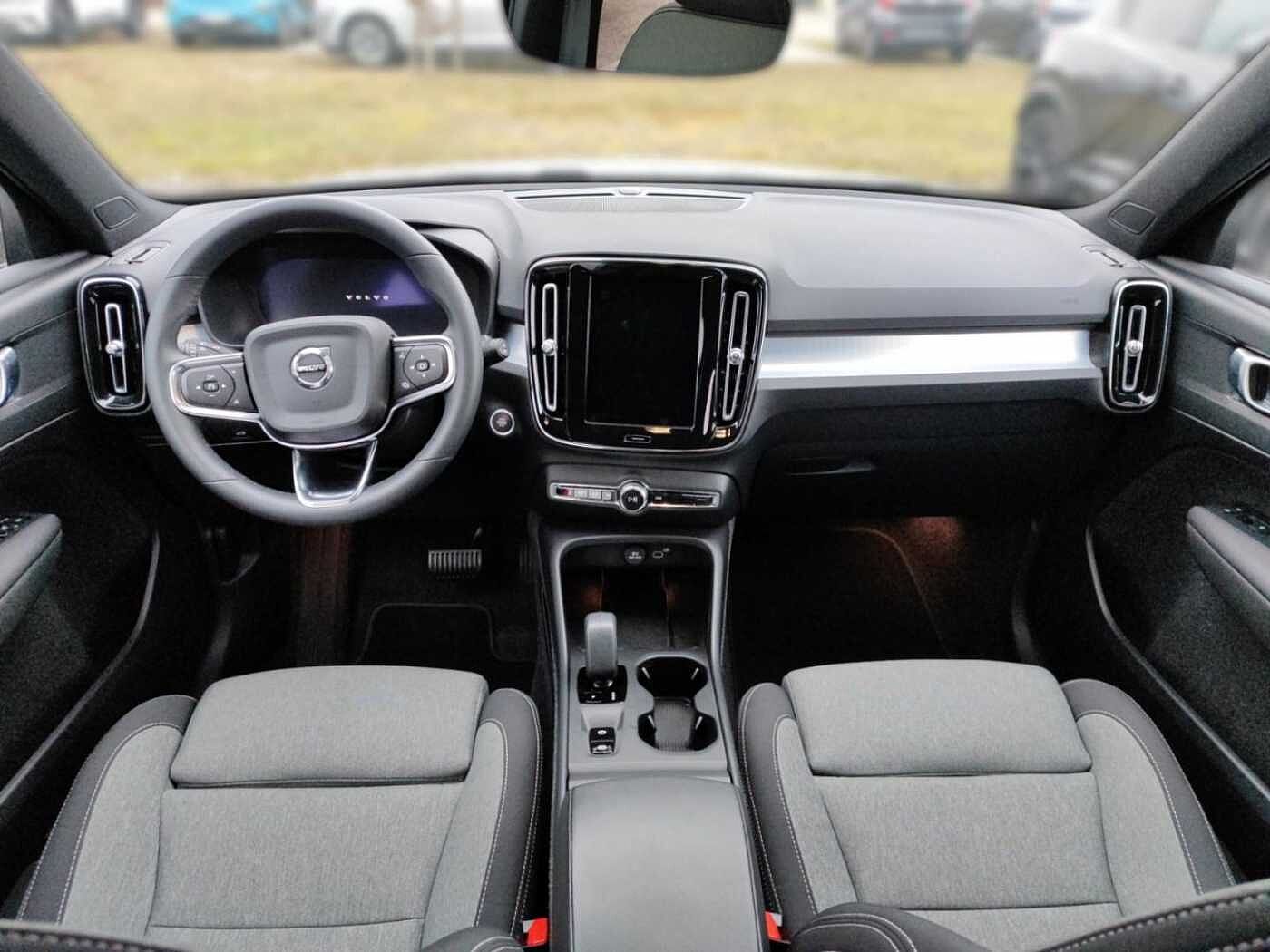 Volvo  Core 2WD B3 EU6d Navi digitales Cockpit Sou