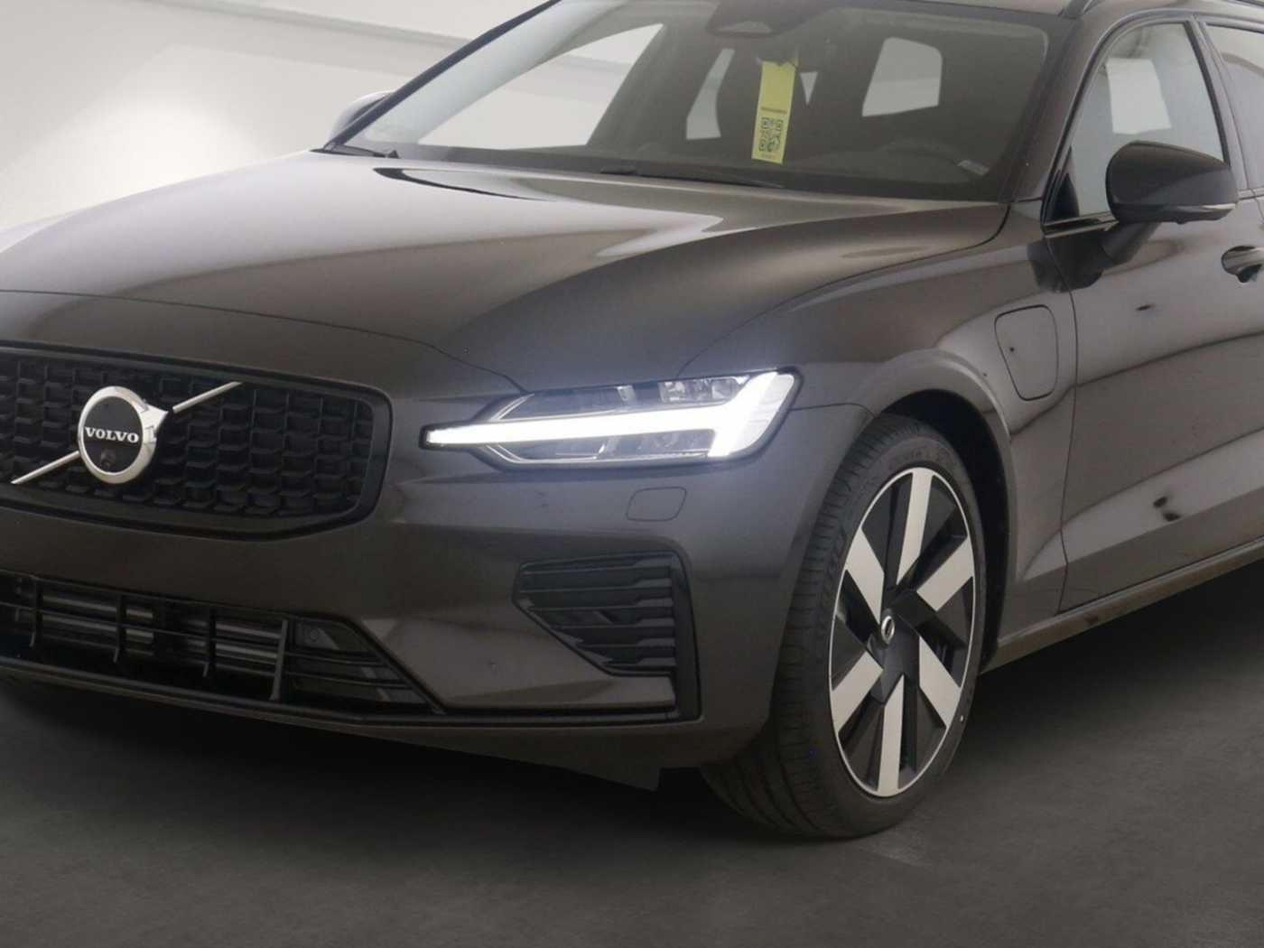 Volvo  Ultra Dark Plug-In Hybrid AWD T6 EU6d  HUD S