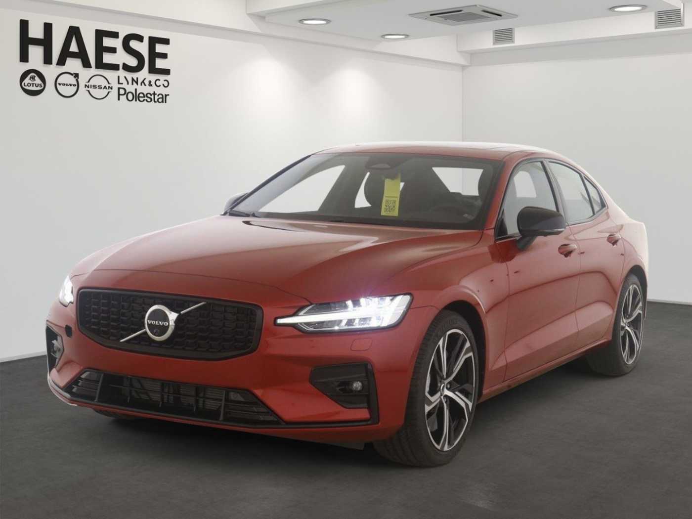 Volvo  Ultimate Dark AWD B5 EU6d HUD StandHZG AHK L