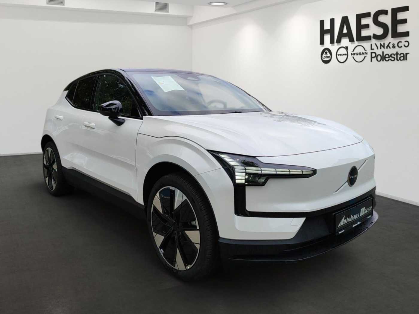 Volvo  Single Motor Extended Range Plus ***Pine***