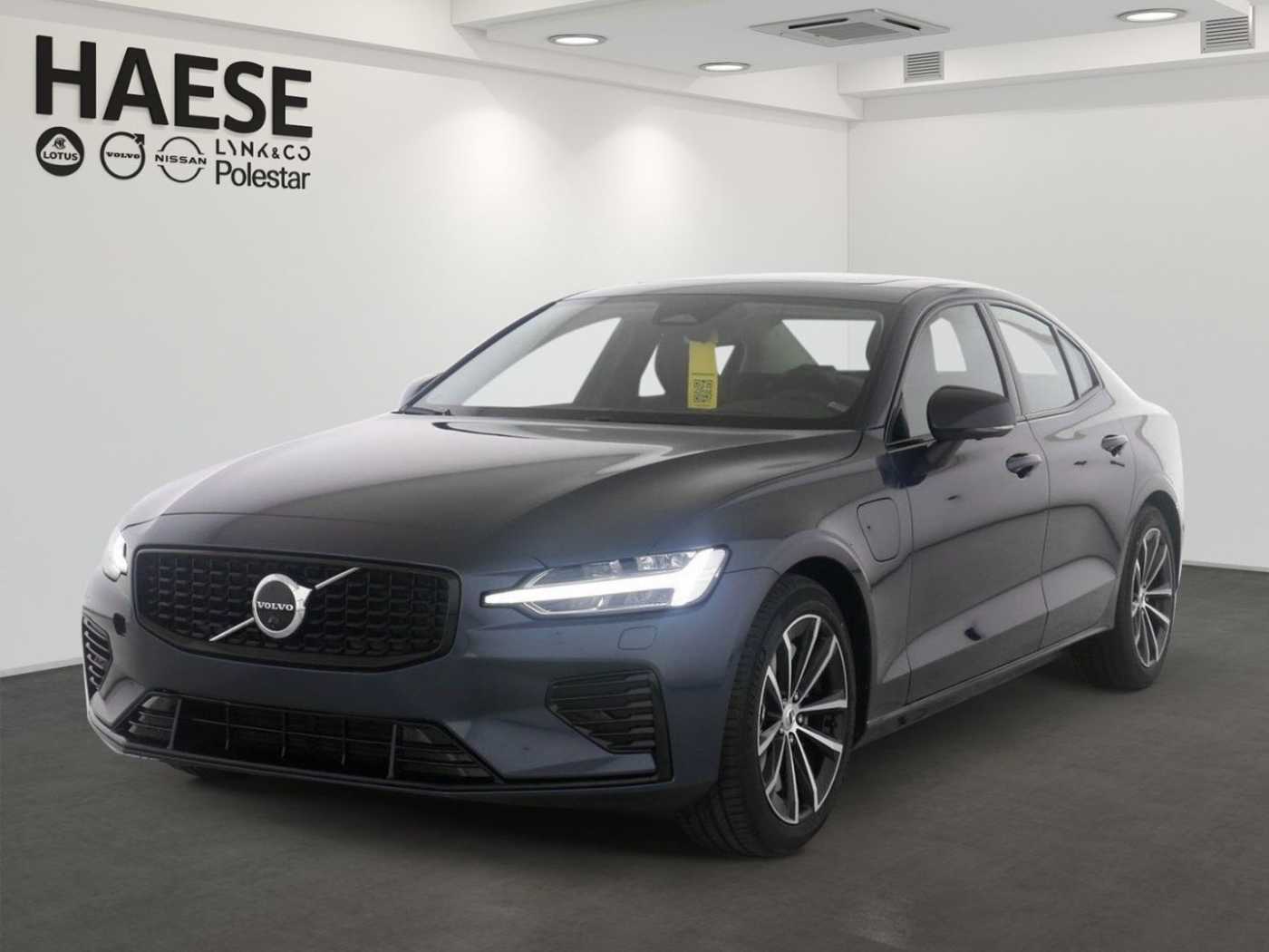 Volvo  T8 Ultimate Dark Recharge Plug-In Hybrid AWD