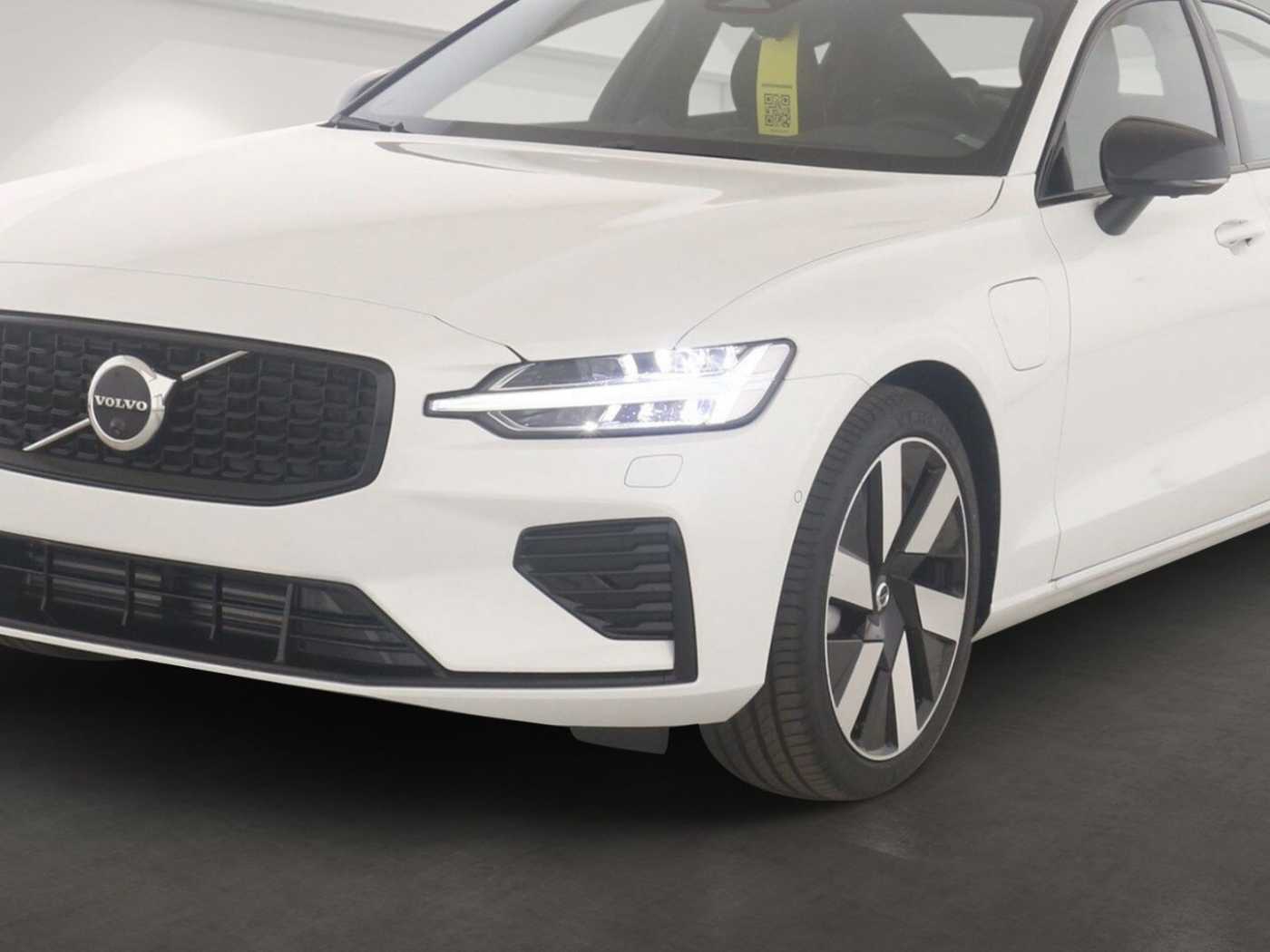 Volvo  T8 Ultimate Dark Recharge Plug-In Hybrid AWD