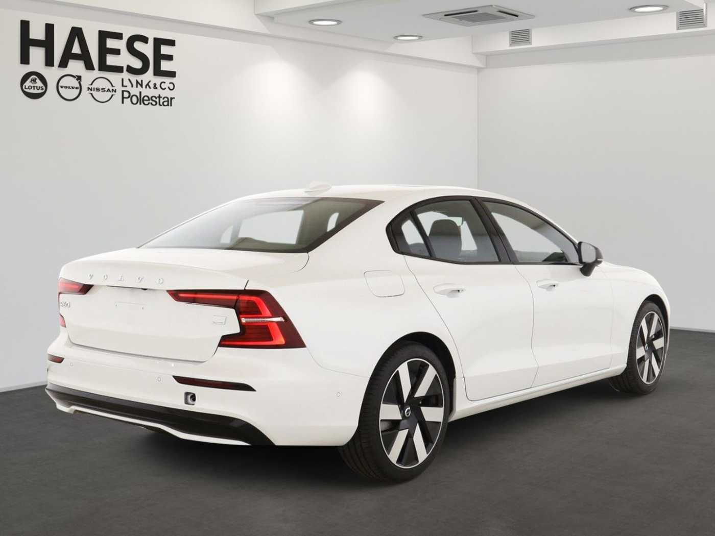 Volvo  T8 Ultimate Dark Recharge Plug-In Hybrid AWD