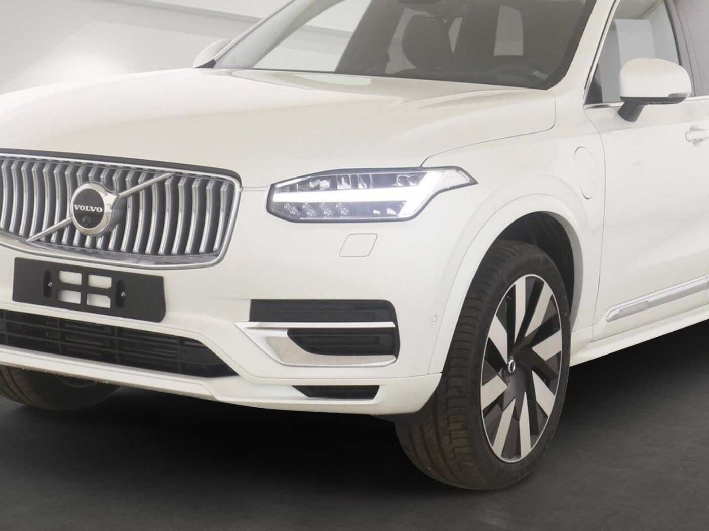 Volvo  T8 Ultra Bright Recharge Plug-In Hybrid AWD