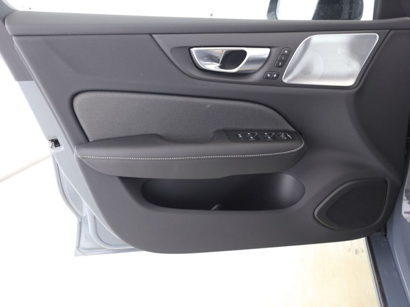 Volvo  T8 Ultimate Dark Recharge Plug-In Hybrid AWD