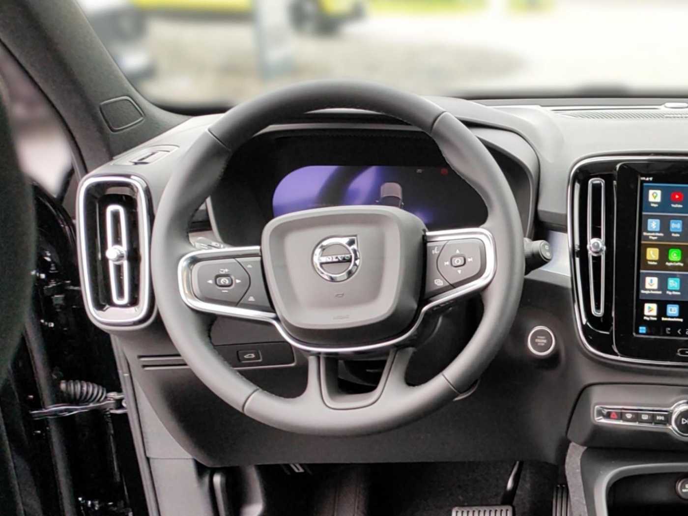 Volvo  Plus Dark 2WD B3 EU6d Navi digitales Cockpi