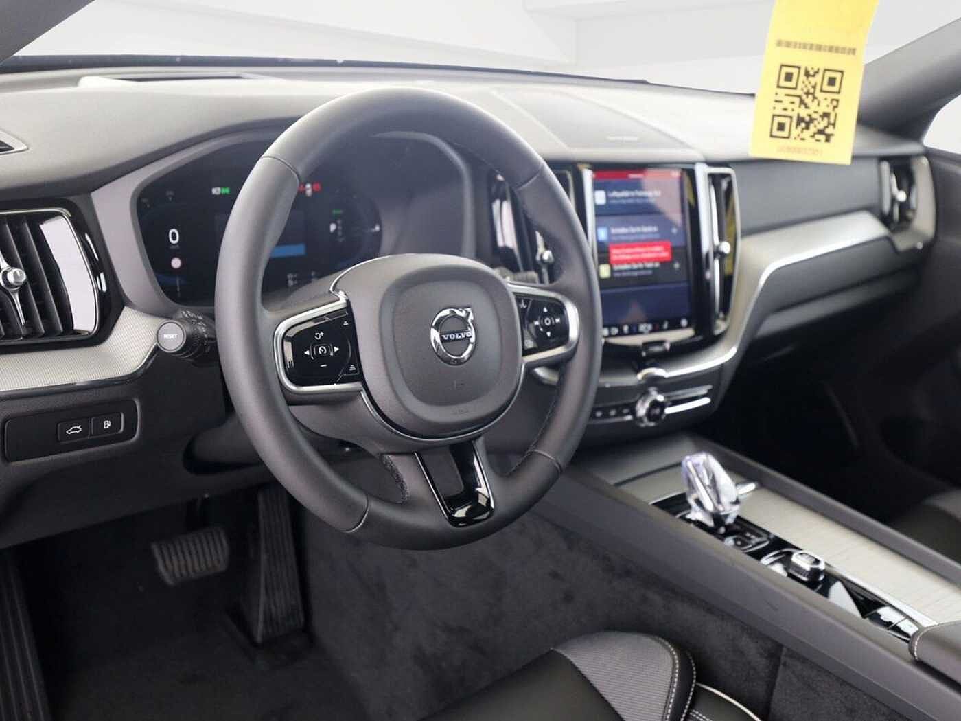 Volvo  T6 Plus Black Edition Recharge Plug-In Hybr