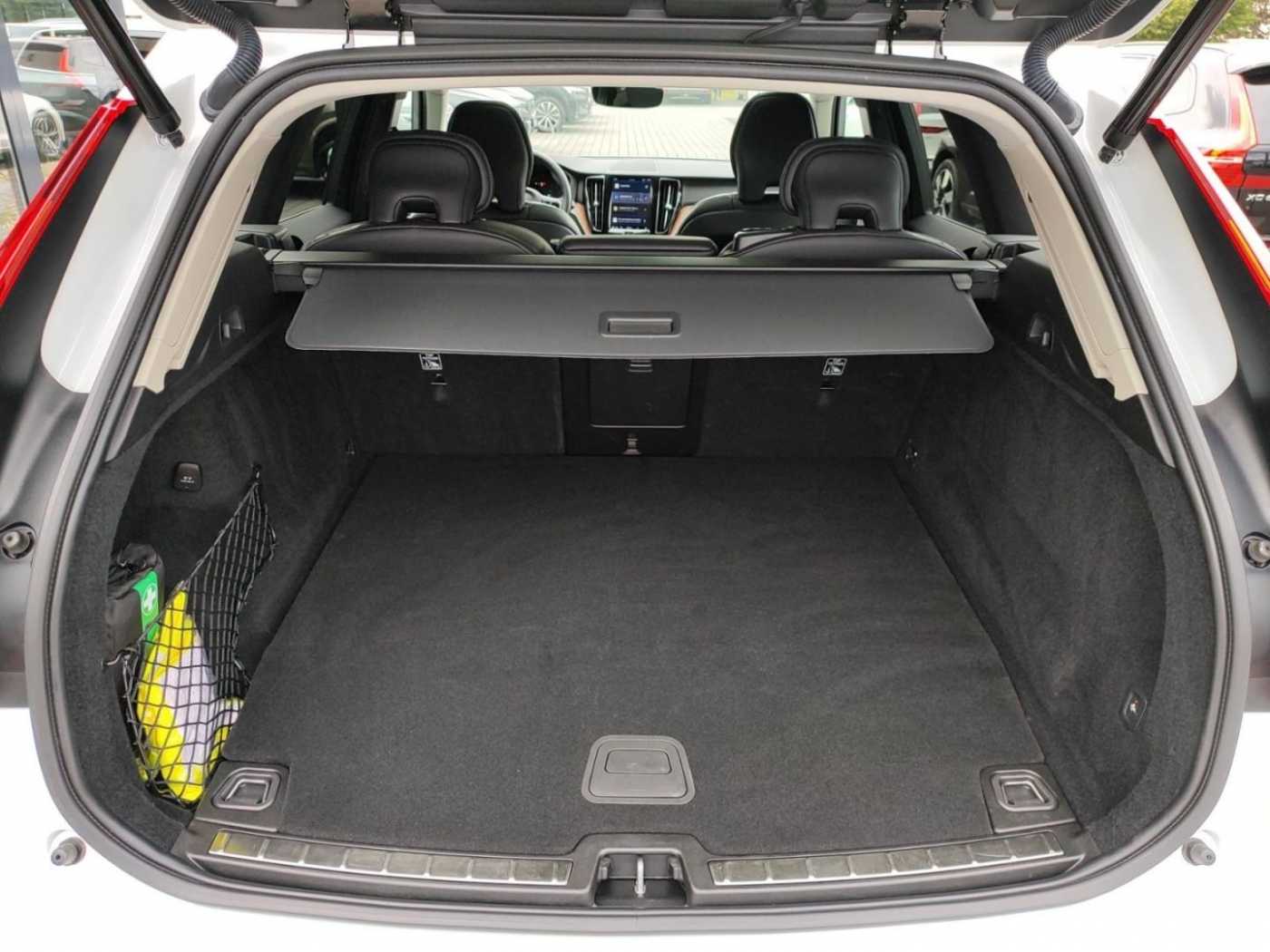 Volvo  T8 Twin Engine EU6d Ultimate Dark Recharge