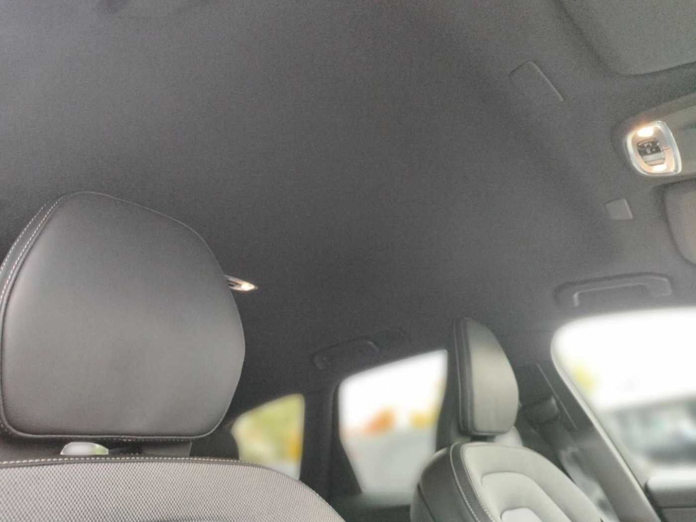 Volvo  B5 Diesel EU6d R Design AWD HUD Navi Leder