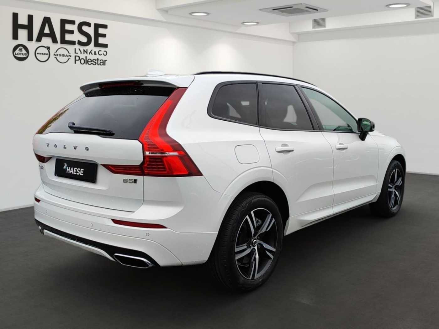 Volvo  B5 Diesel EU6d R Design AWD HUD Navi Leder