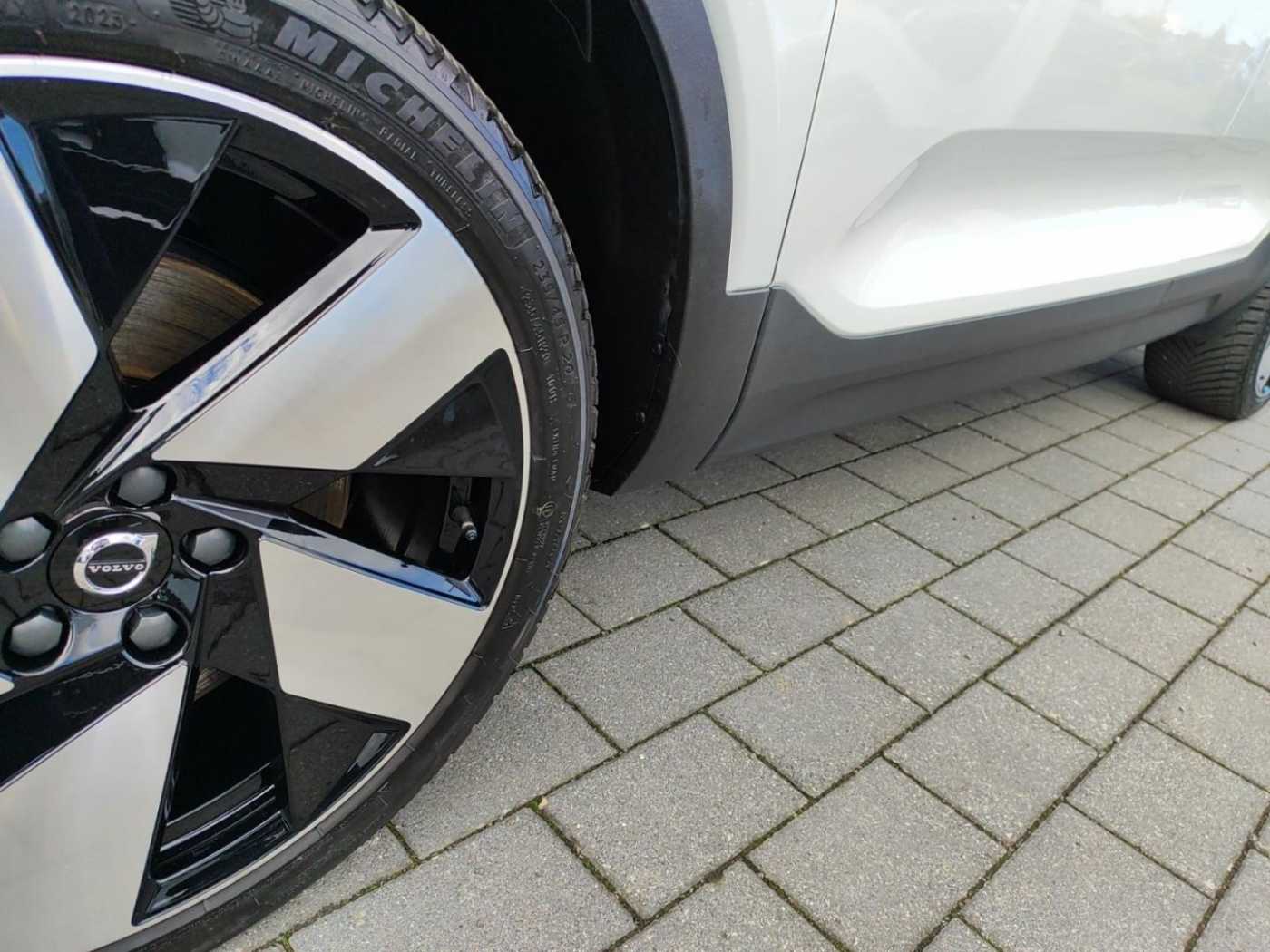 Volvo  Twin Ultimate Recharge Pure Electric AWD St
