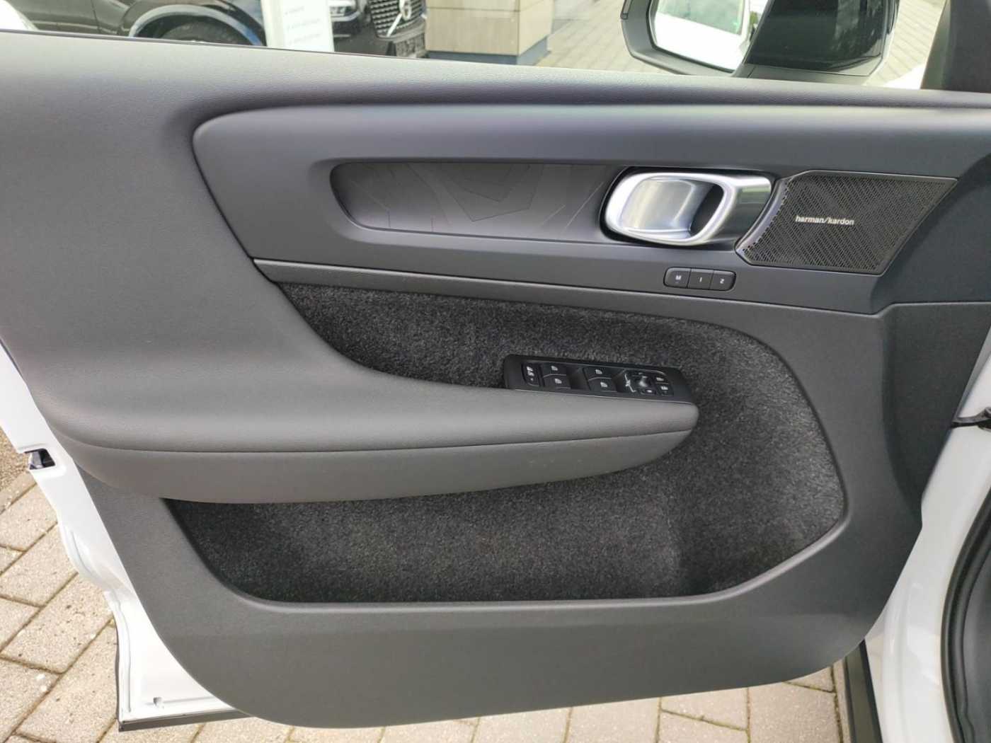 Volvo  Twin Ultimate Recharge Pure Electric AWD St