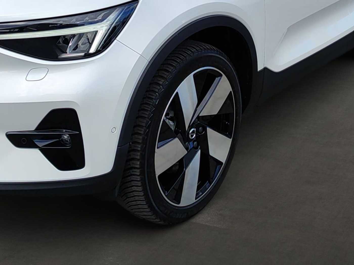 Volvo  Twin Ultimate Recharge Pure Electric AWD St