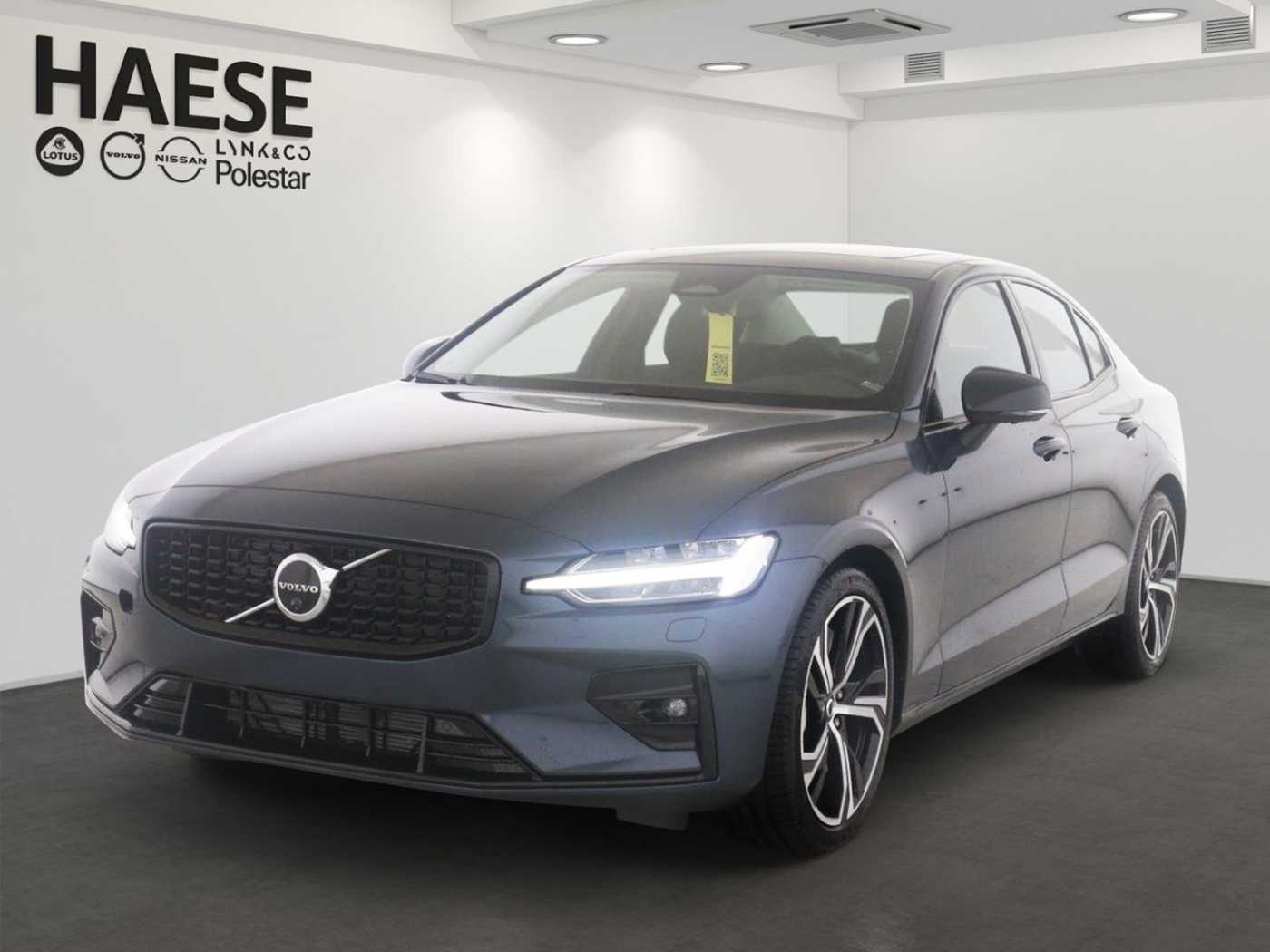 Volvo  Ultimate Dark AWD B5 Benzin EU6d HUD StandHZ