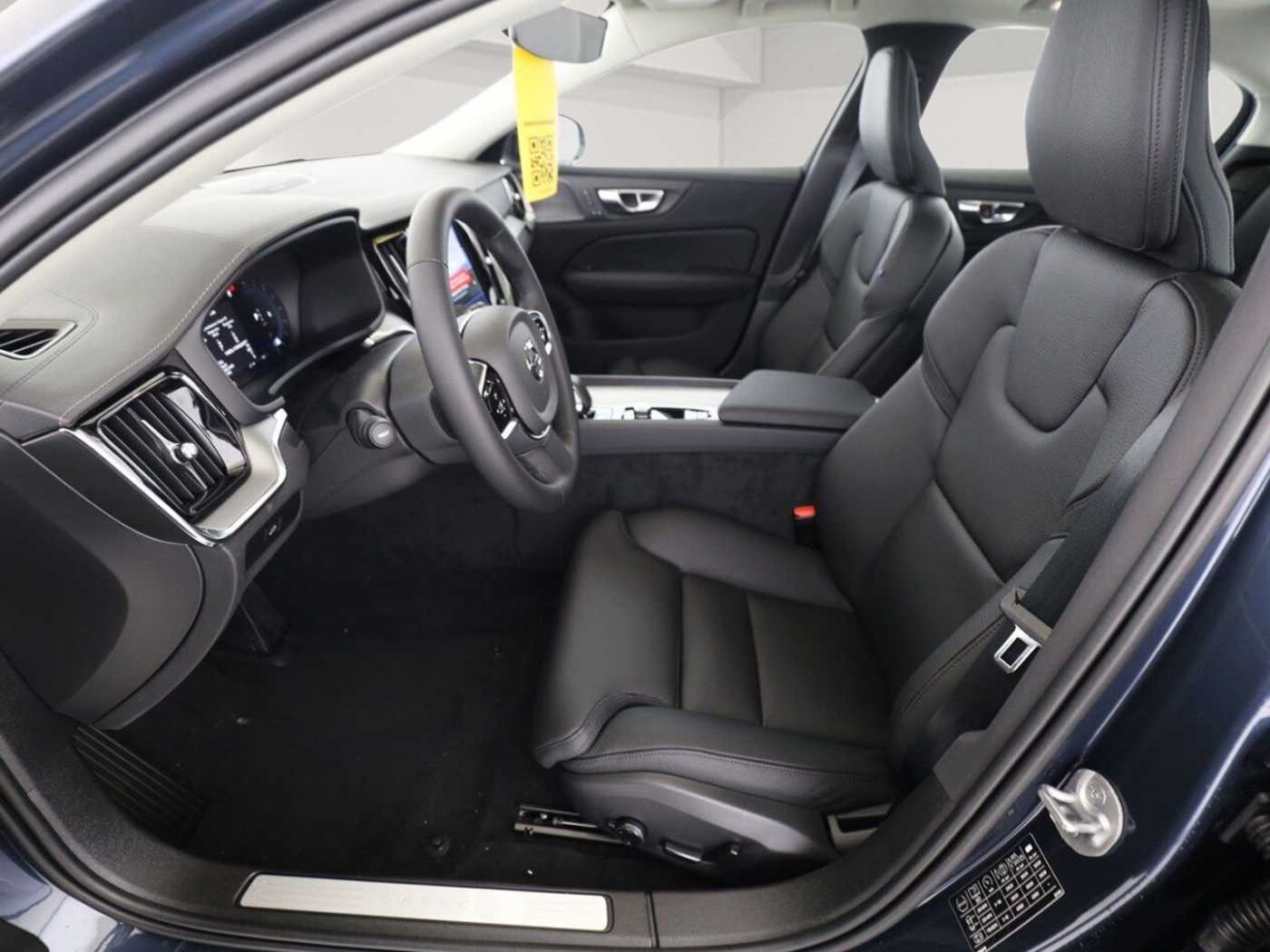 Volvo  Ultimate Dark AWD B5 Benzin EU6d HUD StandHZ