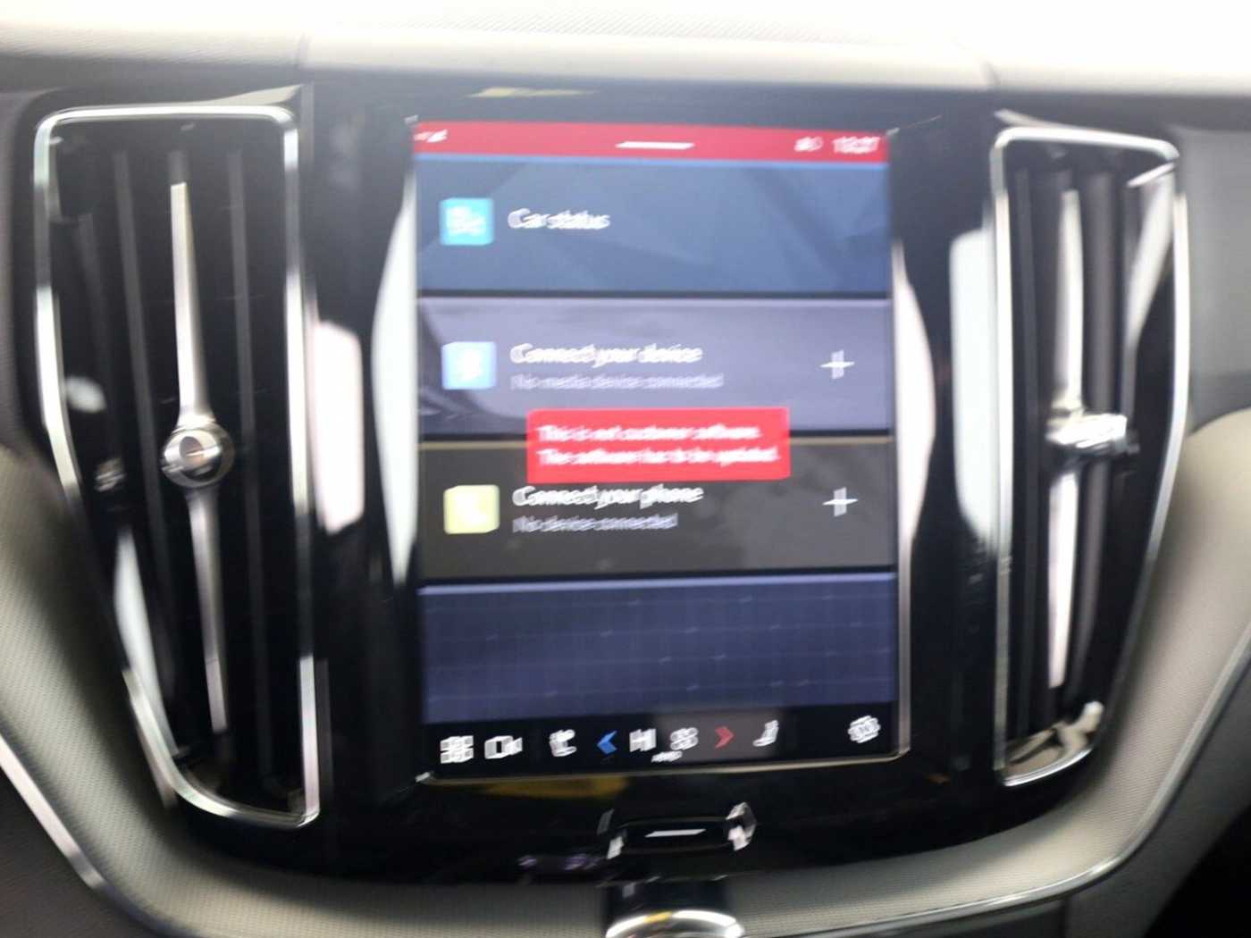 Volvo  Plus Black Edition Plug-In Hybrid AWD T6 Tw