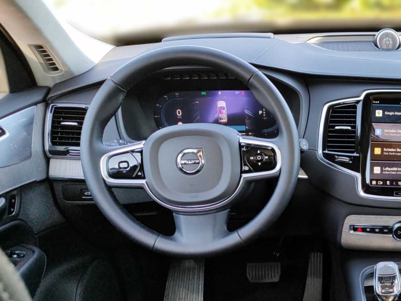 Volvo  Ultra Dark Plug-In Hybrid AWD T8 Twin Engin