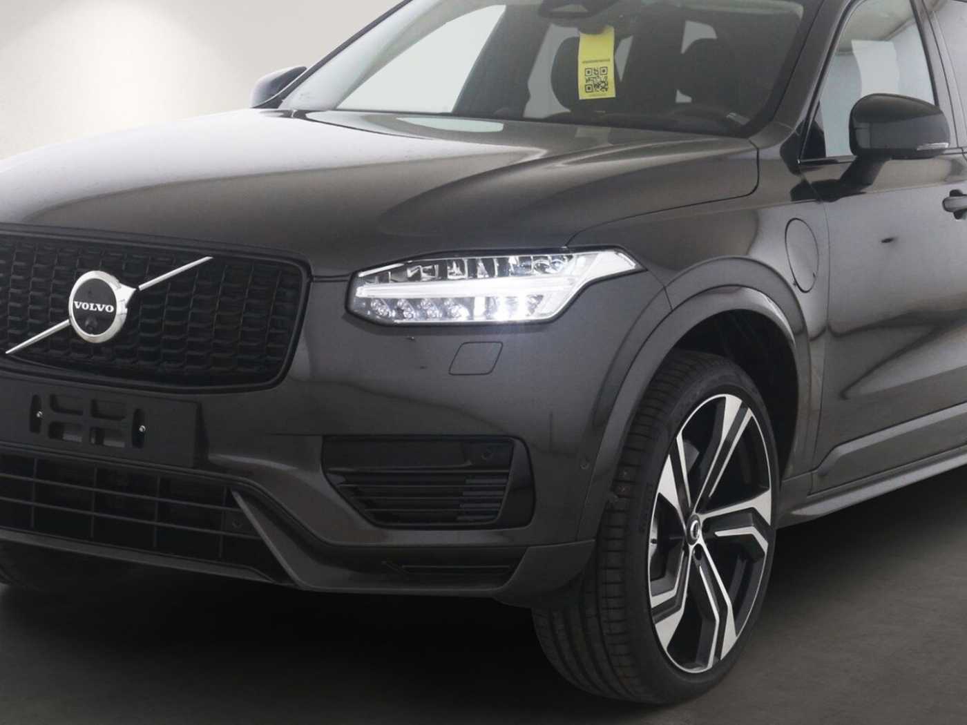Volvo  Ultra Dark Plug-In Hybrid AWD T8 Twin Engin