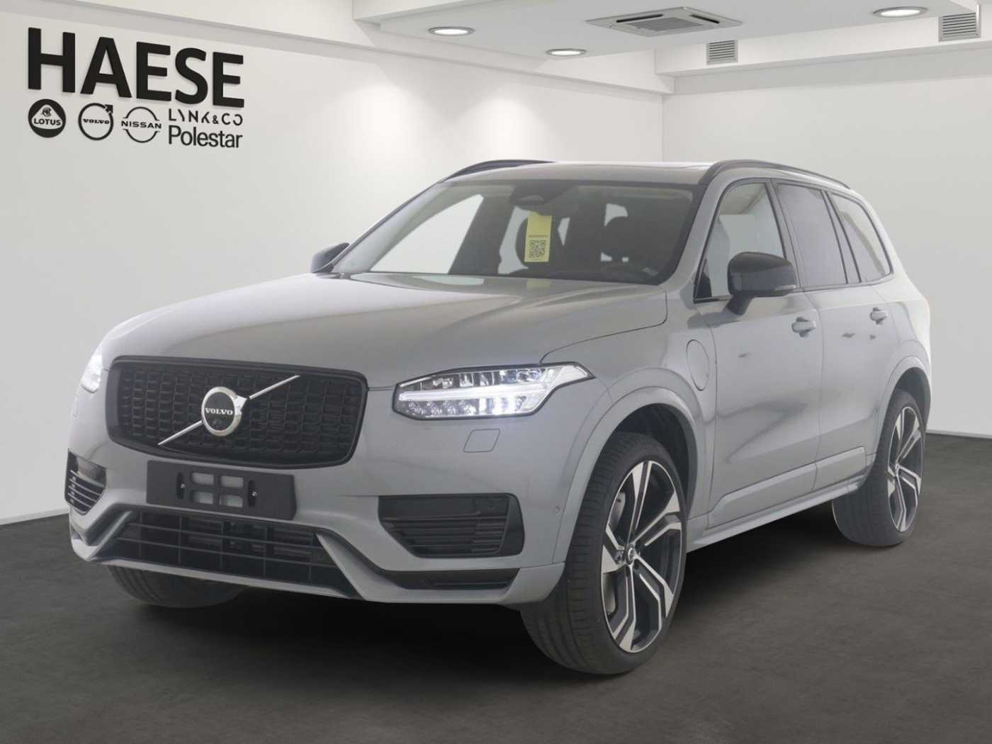 Volvo  T8 Ultra Dark Recharge Plug-In Hybrid AWD E