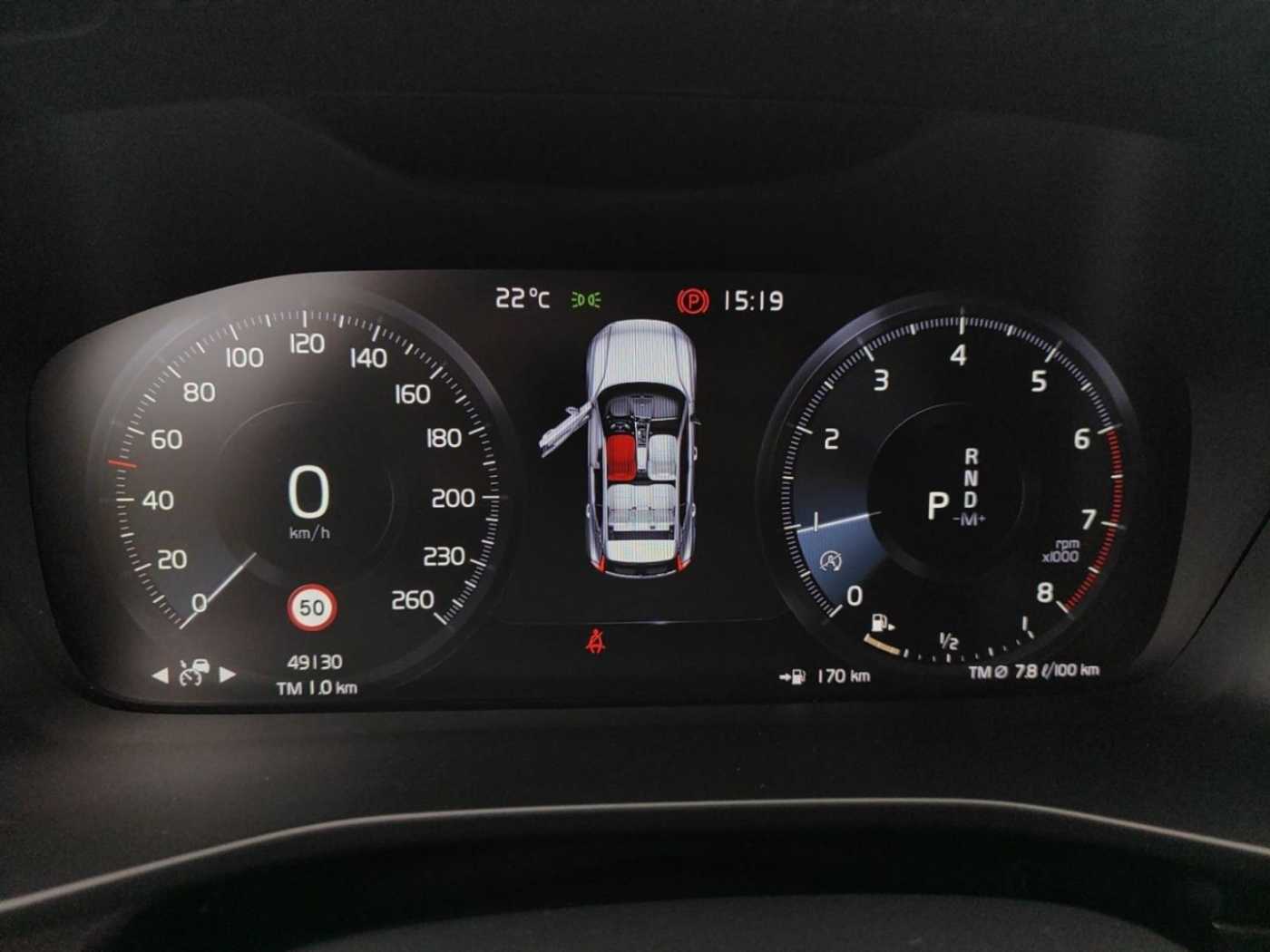 Volvo  T3 EU6d Momentum Pro 2WD AHK Navi Digitales