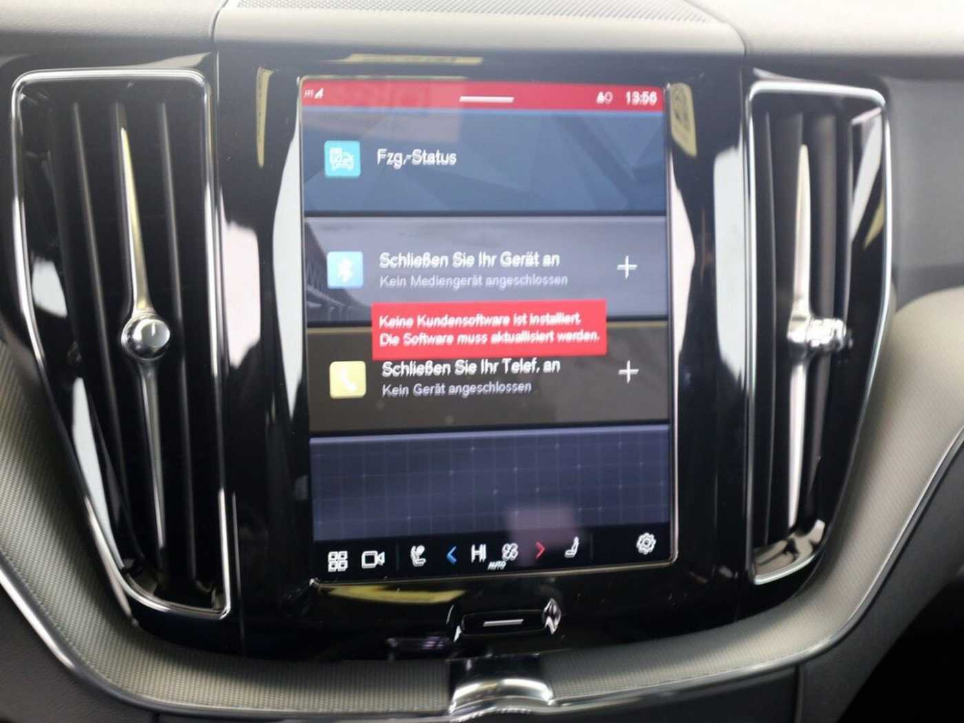 Volvo  T8 Plus Black Edition Recharge Plug-In Hybr