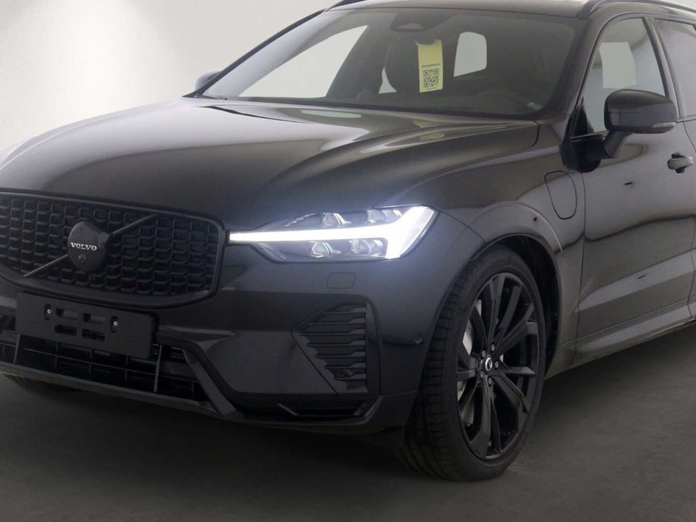 Volvo  T8 Plus Black Edition Recharge Plug-In Hybr