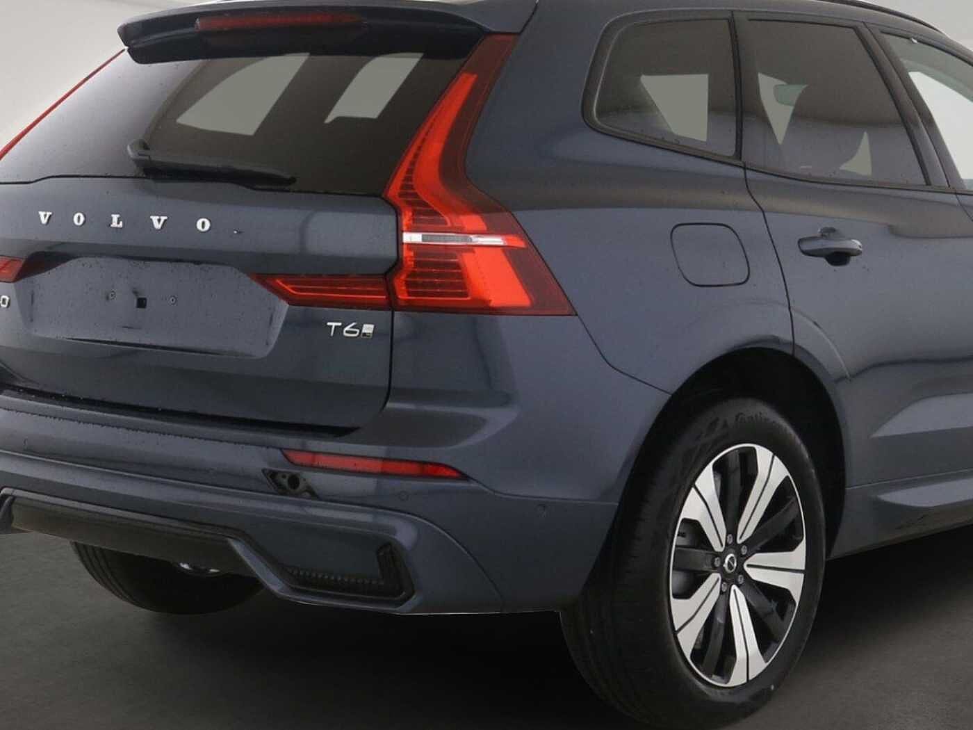 Volvo  T6 Plus Dark Recharge Plug-In Hybrid AWD EU