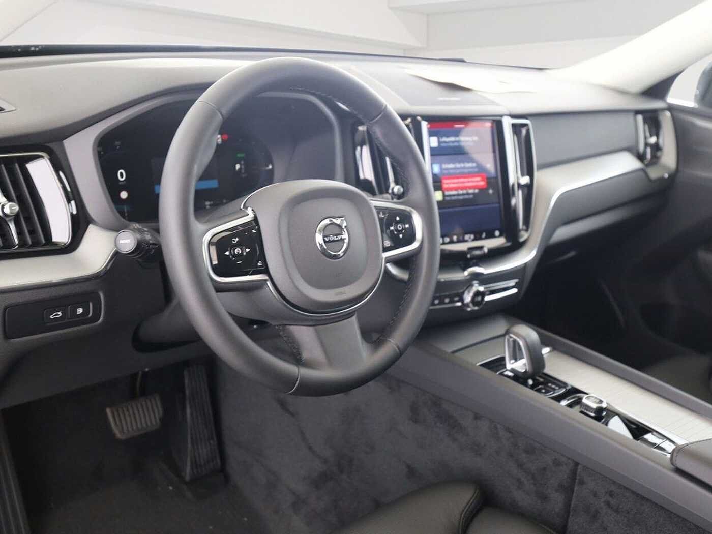 Volvo  T6 Plus Dark Recharge Plug-In Hybrid AWD EU