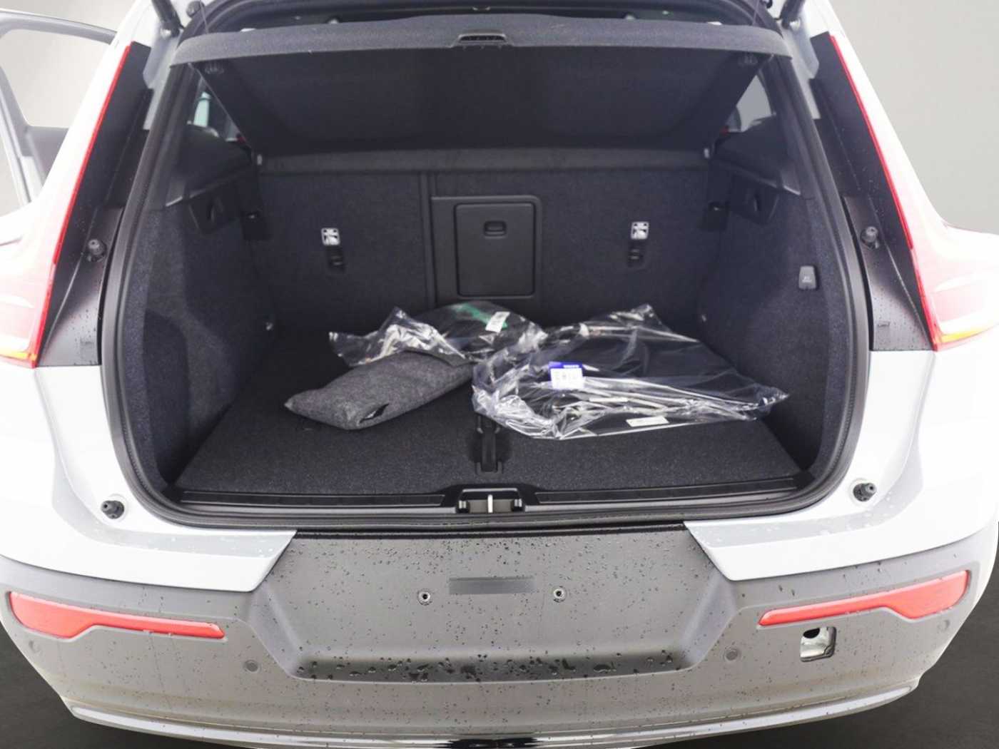 Volvo  Plus Dark B3 EU6e HarmanKardon Navi Digital