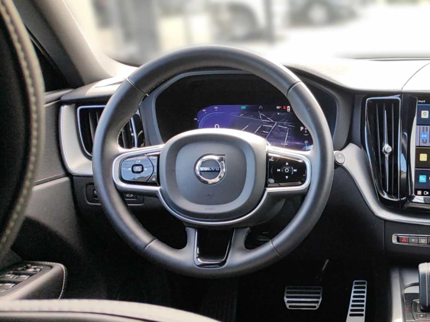 Volvo  B5 Diesel EU6d R Design AWD AD StandHZG Nav