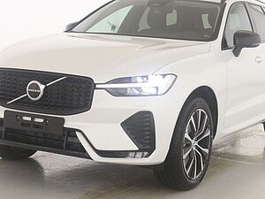 Volvo  Plus Dark B4 Benzin EU6d Leder digitales Co