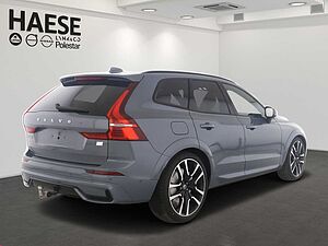 Volvo  Ultra Dark Recharge Plug-In Hybrid AWD T8 E