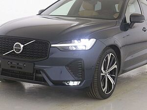 Volvo  Ultimate Dark AWD B4 Diesel EU6d HUD StandH