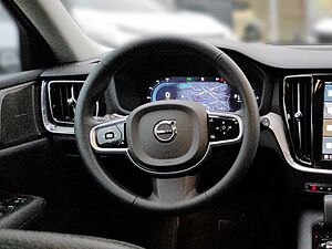 Volvo  Recharge T6 AWD Plug-In Hybrid Plus Dark Hea