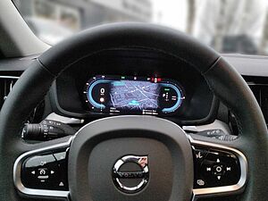 Volvo  Recharge T6 AWD Plug-In Hybrid Plus Dark Hea