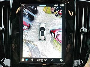 Volvo  Recharge T6 AWD Plug-In Hybrid Plus Dark Hea
