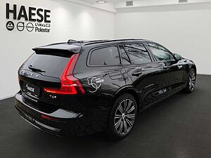 Volvo  Recharge T6 AWD Plug-In Hybrid Plus Dark Hea