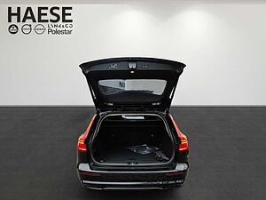 Volvo  Recharge T6 AWD Plug-In Hybrid Plus Dark Hea