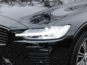 Volvo  Recharge T6 AWD Plug-In Hybrid Plus Dark Hea