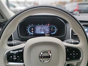 Volvo  Recharge T8 AWD Plug-In-Hybrid Ultra Dark *