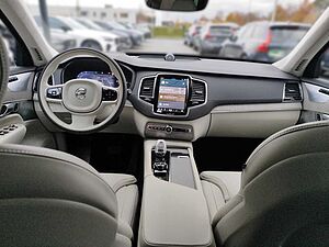 Volvo  Recharge T8 AWD Plug-In-Hybrid Ultra Dark *