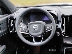 Volvo  Core 2WD B3 EU6d Navi digitales Cockpit Sou