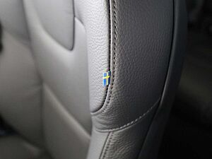 Volvo  Ultra Dark Plug-In Hybrid AWD T6 EU6d  HUD S