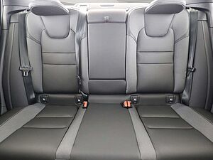 Volvo  Ultimate Dark AWD B5 EU6d HUD StandHZG AHK L